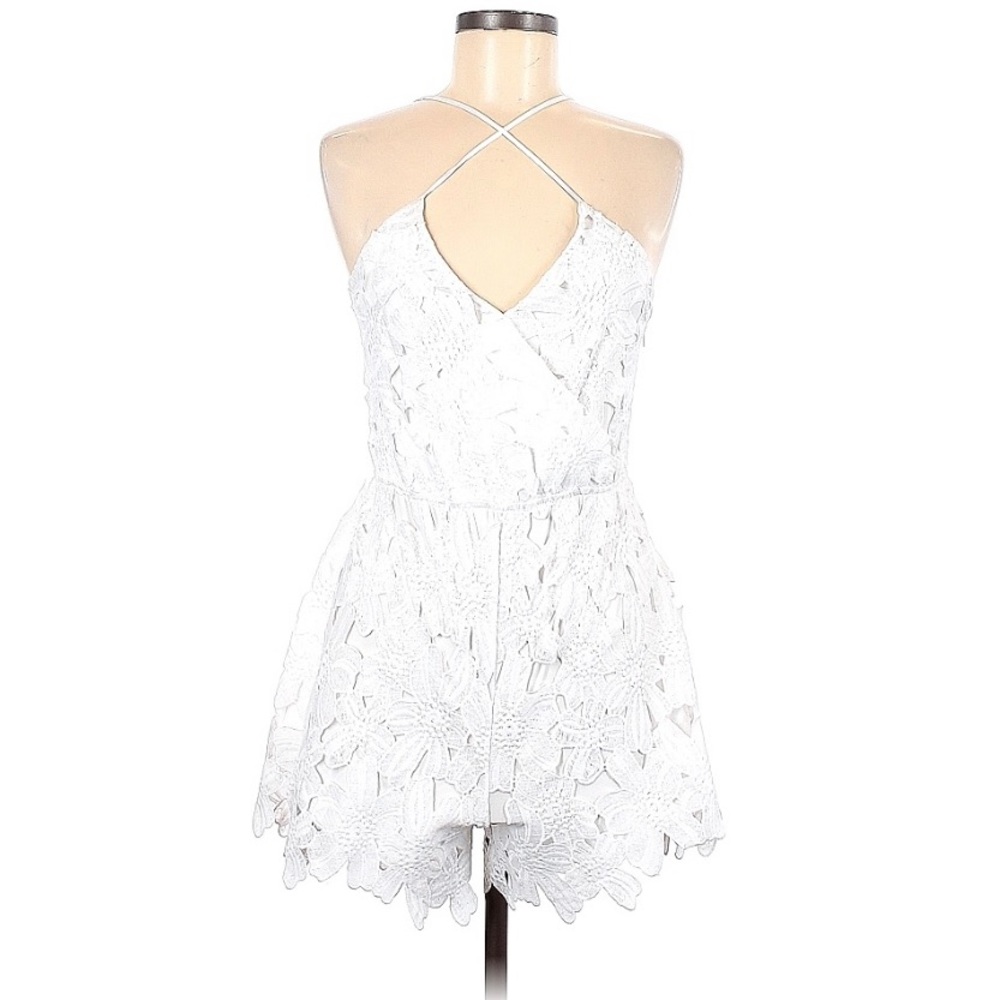 White Express lace strappy romper NWOT